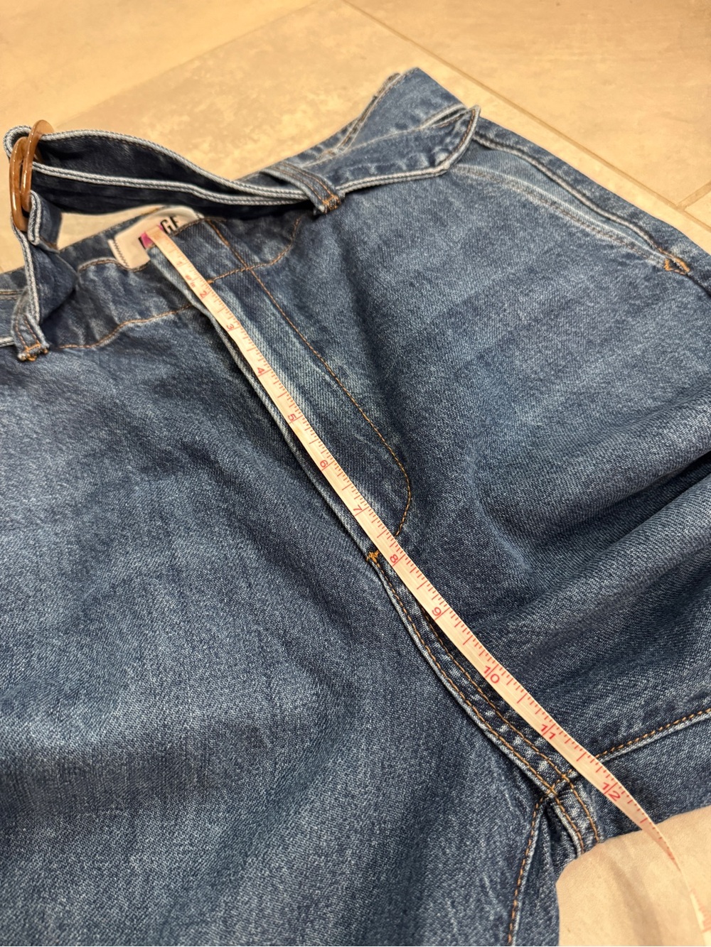 PAIGE Cameron High Waist Wide-Leg Belted Jeans - Picture 16 of 16